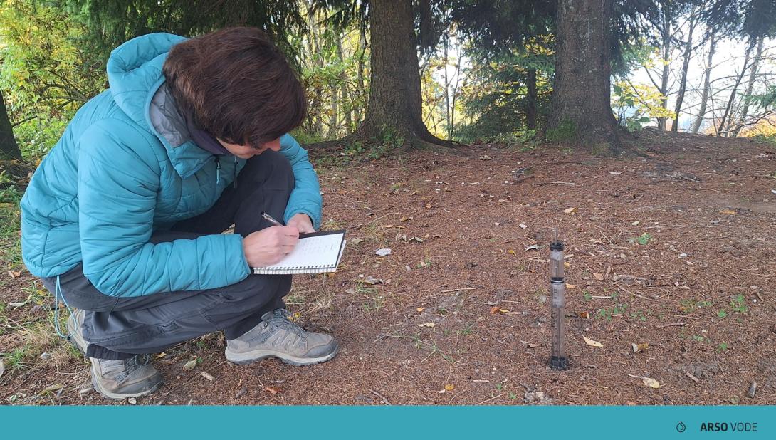ARSO staff carrying out infiltration tests in soils in the Gradaščica catchment